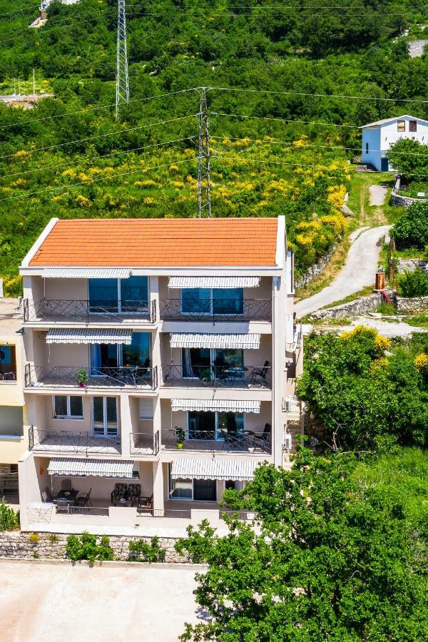 Apartmani Visum 스베티스테판 외부 사진