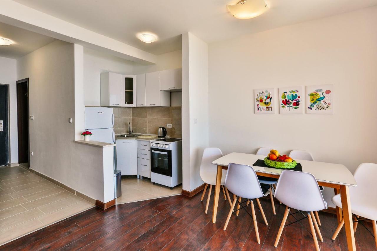 Apartmani Visum 스베티스테판 외부 사진