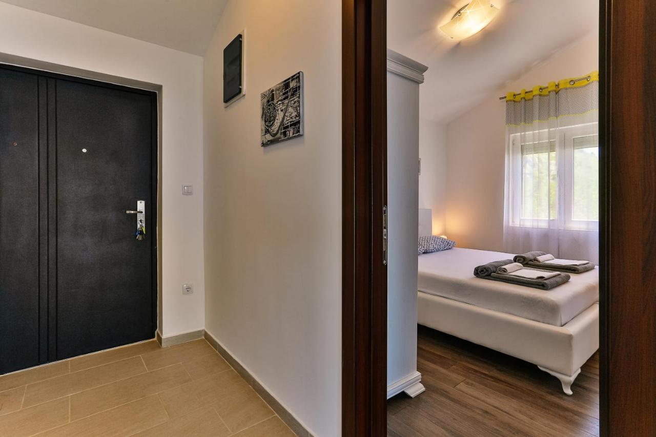 Apartmani Visum 스베티스테판 외부 사진
